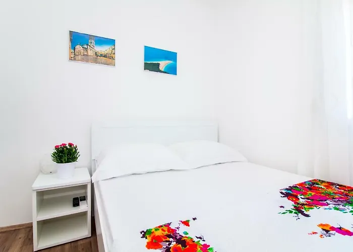 Nella Appartamento *